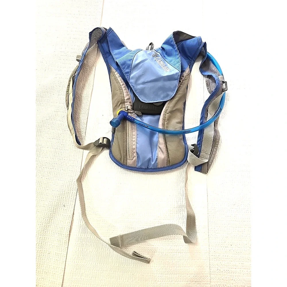 CamelBak Charm Hydration Pack 1.5L 50oz Blue Lightweight Hiking Backpack Kids L